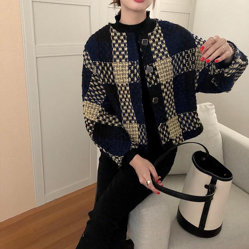 Áo khoác dạ len ngắn phong cách Hàn Quốc