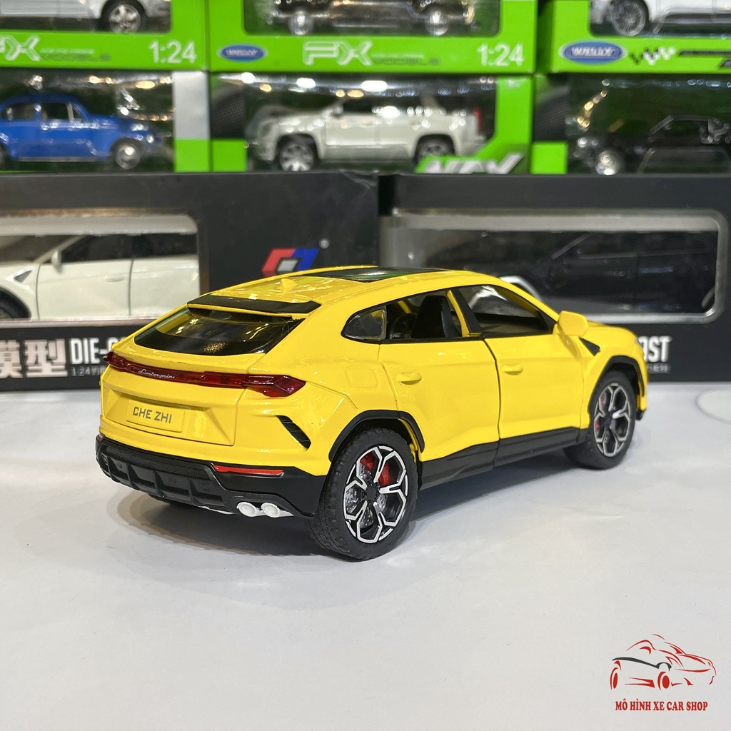 Mô hình xe hợp kim Lamborghini Urus tỉ lệ 1:24 của hãng Chezhi 3 màu