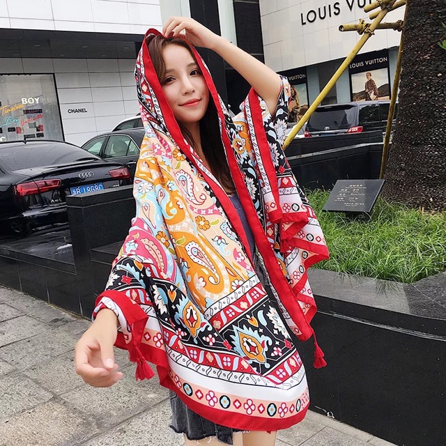 Khăn choàng bohemian in hoạ tiết thổ cẩm linen