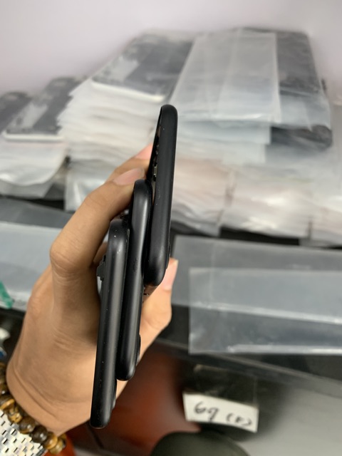 Cụm lưng iphone 7 đen nhám đẹp,chính hãng