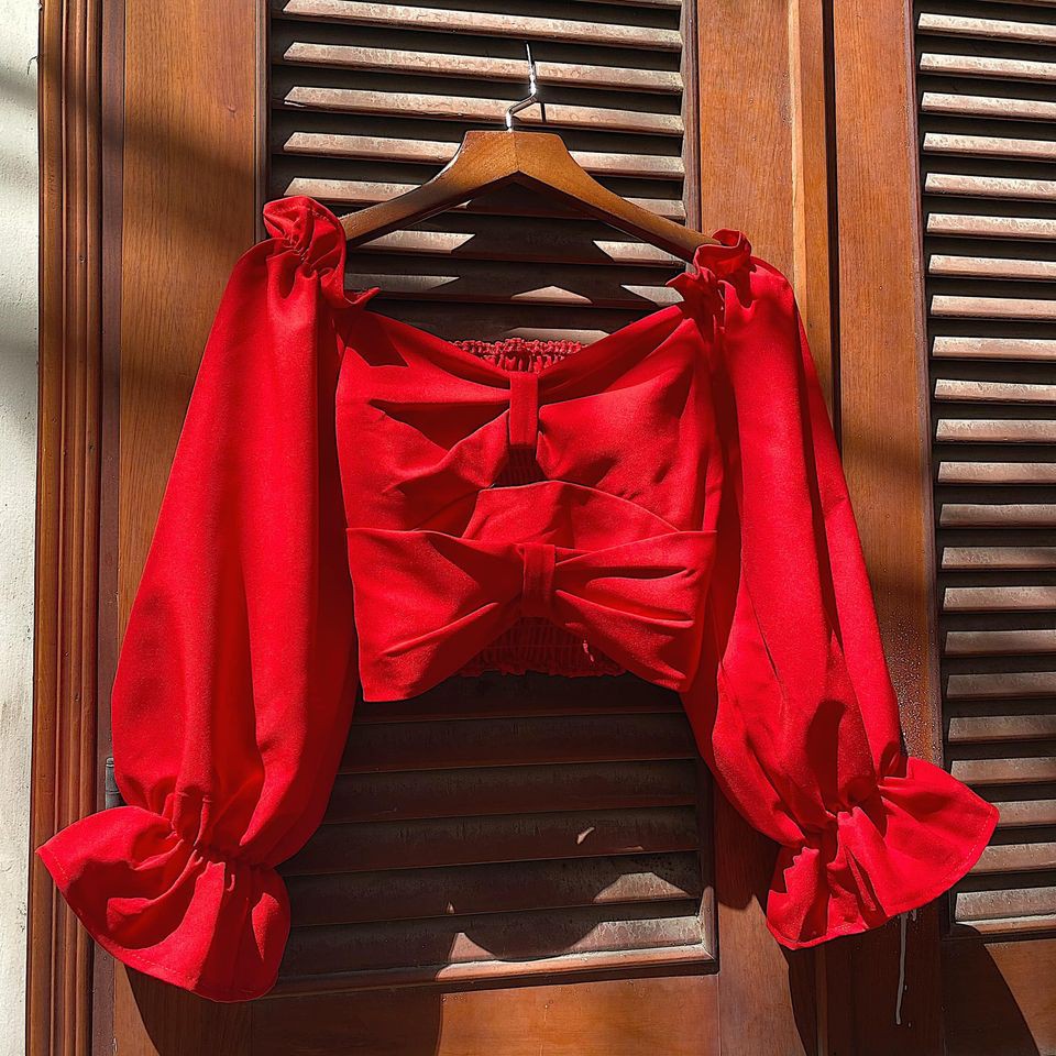 ÁO ĐỎ RỚT VAI NƠ NGỰC - SCARLET TOP