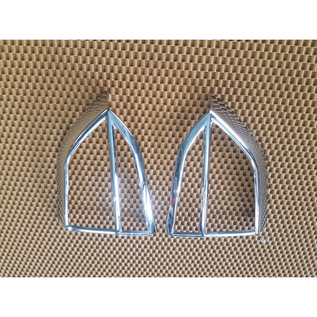 Ốp đèn hậu i10 sedan