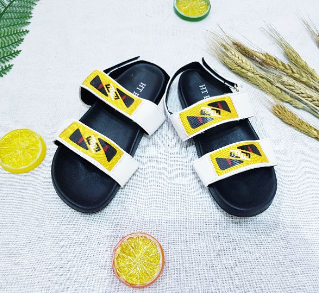 Sandal - Xăng đan trắng thời trang bé trai 31-35  (6-9 tuổi)