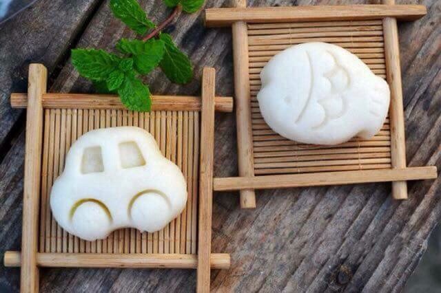 Khuôn làm cơm cho bé biếng ăn 6c