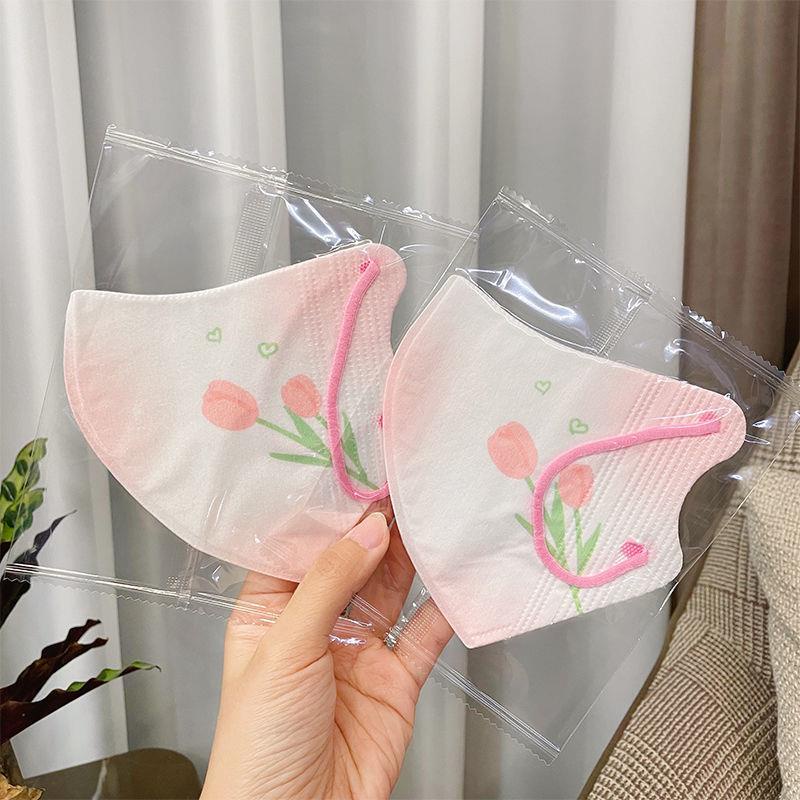 Khẩu Trang 3D Hình Hoa tulip Chống Nắng Ba Lớp Chất Lượng Cao Cho Người Lớn