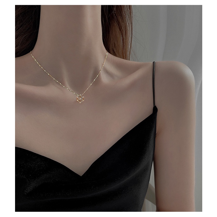 Dây chuyền mặt khối lập phương rỗng đơn giản sang trọng cho nữ