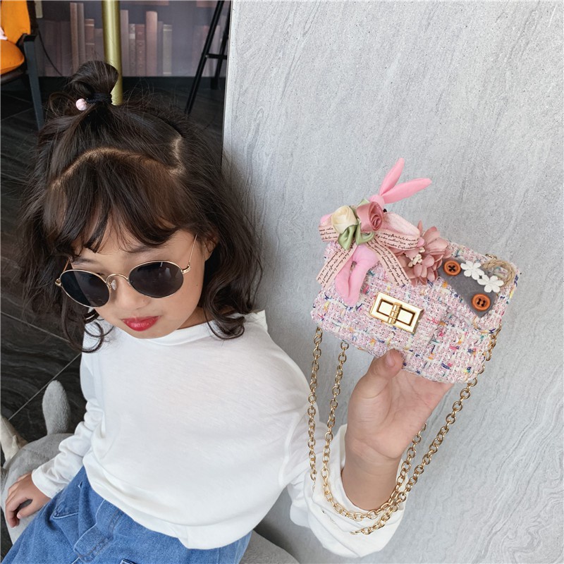 Túi đeo chéo dễ thương và thời trang cho bé gái Túi dạ đính hoa cho bé gái