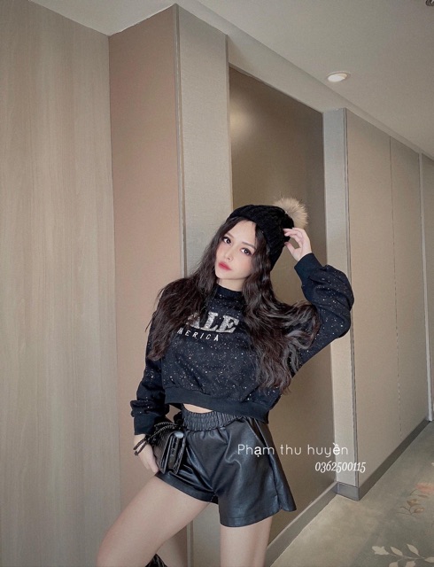 Áo nhũ lót lông chữ kim tuyến lấp lánh