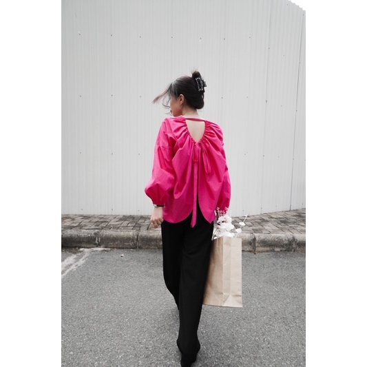 Áo trendy buộc nơ phía sau | BigBuy360 - bigbuy360.vn