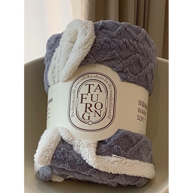 Chăn len lông cừu TAFURONG LOẠI 1, Mền len Mông cổ thế hệ mới kích thước 2mx2m3 nặng 2,6kg