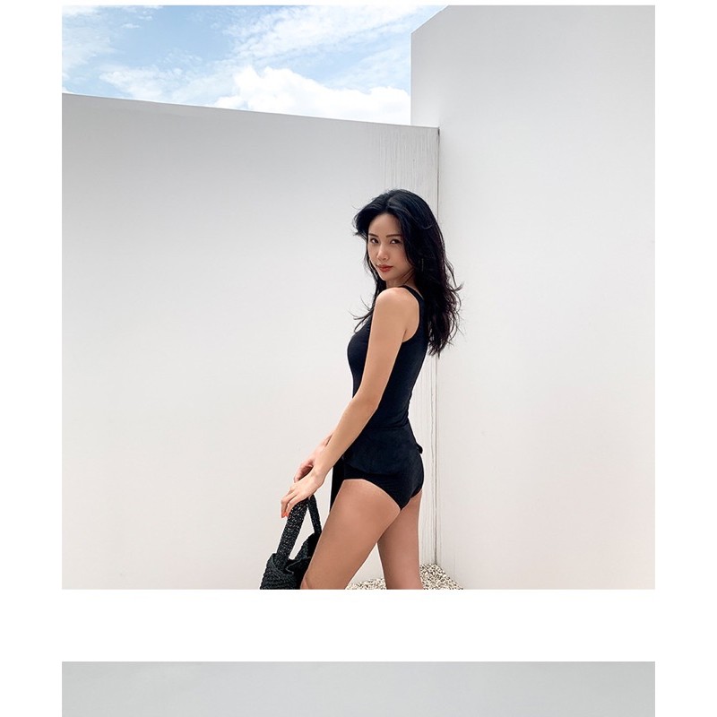 [BKN951] <HÀN> BODYSUIT LỆCH VAI ĐEN KÈM ÁO DÀI TAY CROPTOP | BigBuy360 - bigbuy360.vn