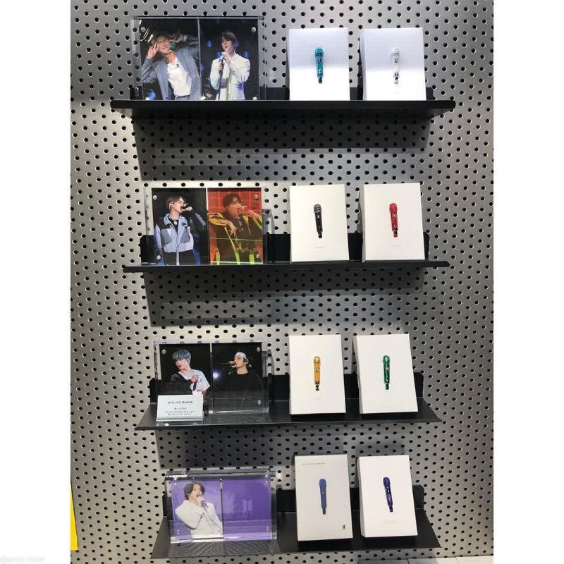 BTS MIC BADGE | PIN CÀI ÁO - MIC BTS (OFFICIAL, HYPE INSIGHT)