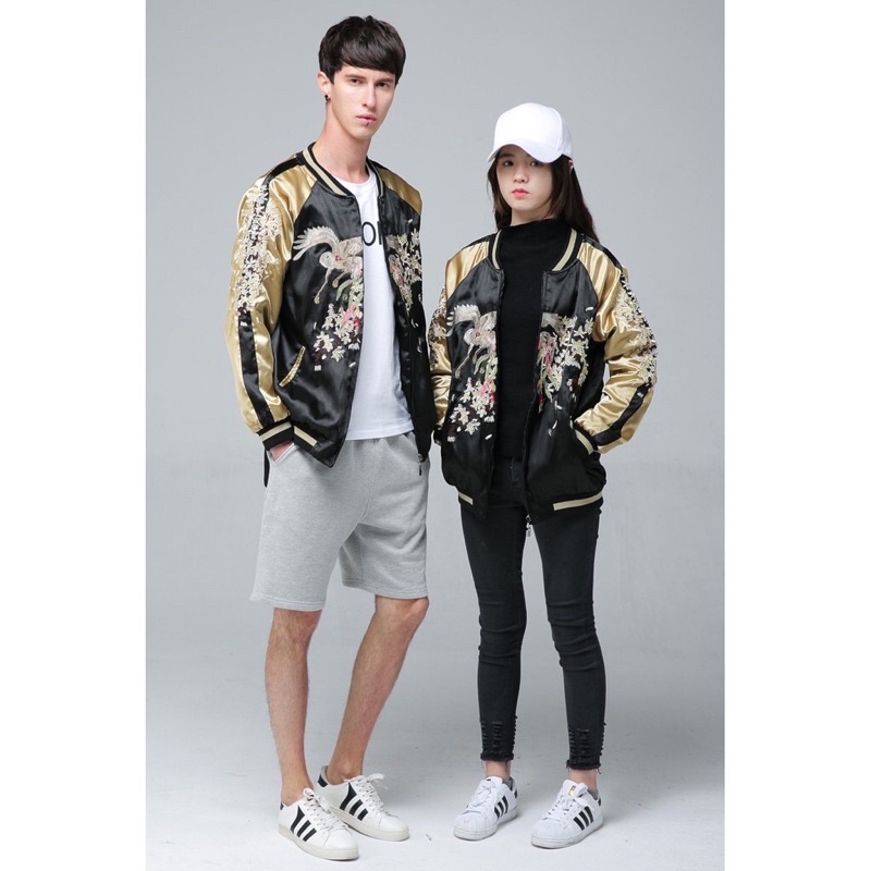 Siêu phẩm boomber thêu mặc được 2 mặt