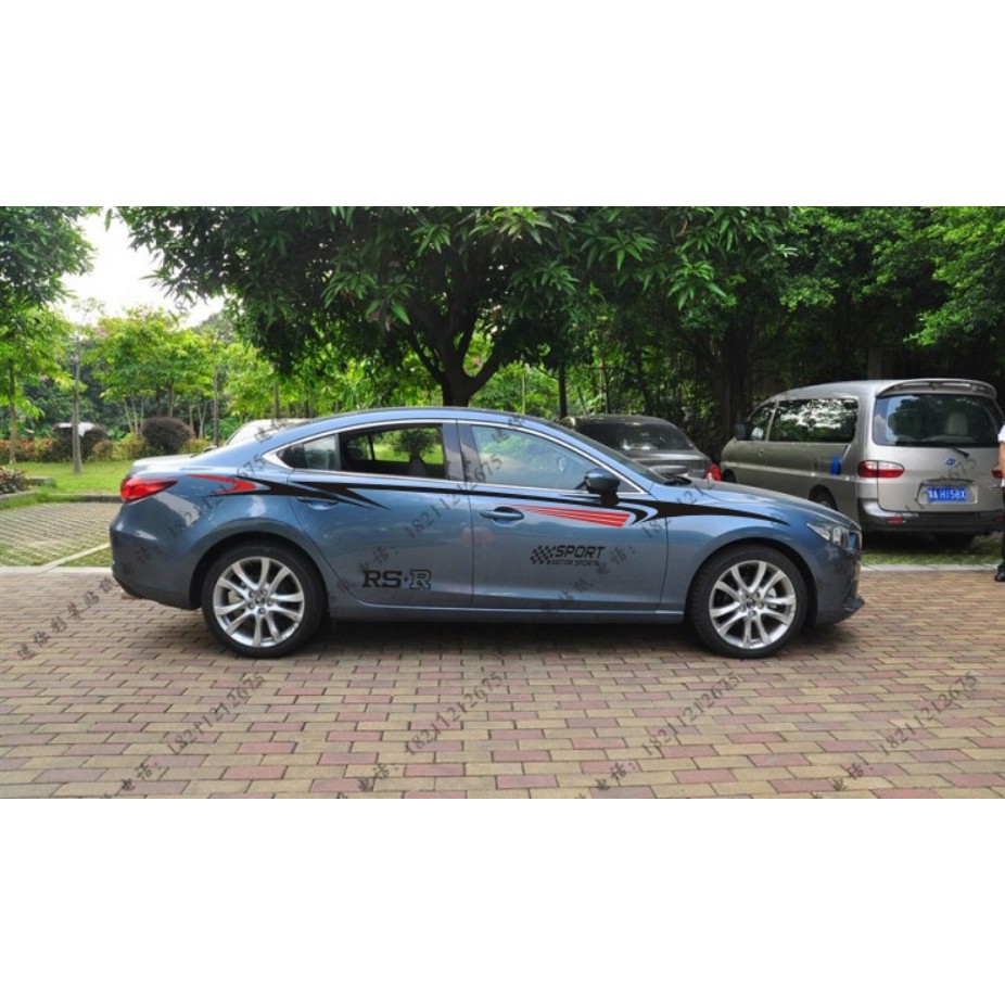 Tem xe ô tô phong cách thể thao TX05 đen xanh