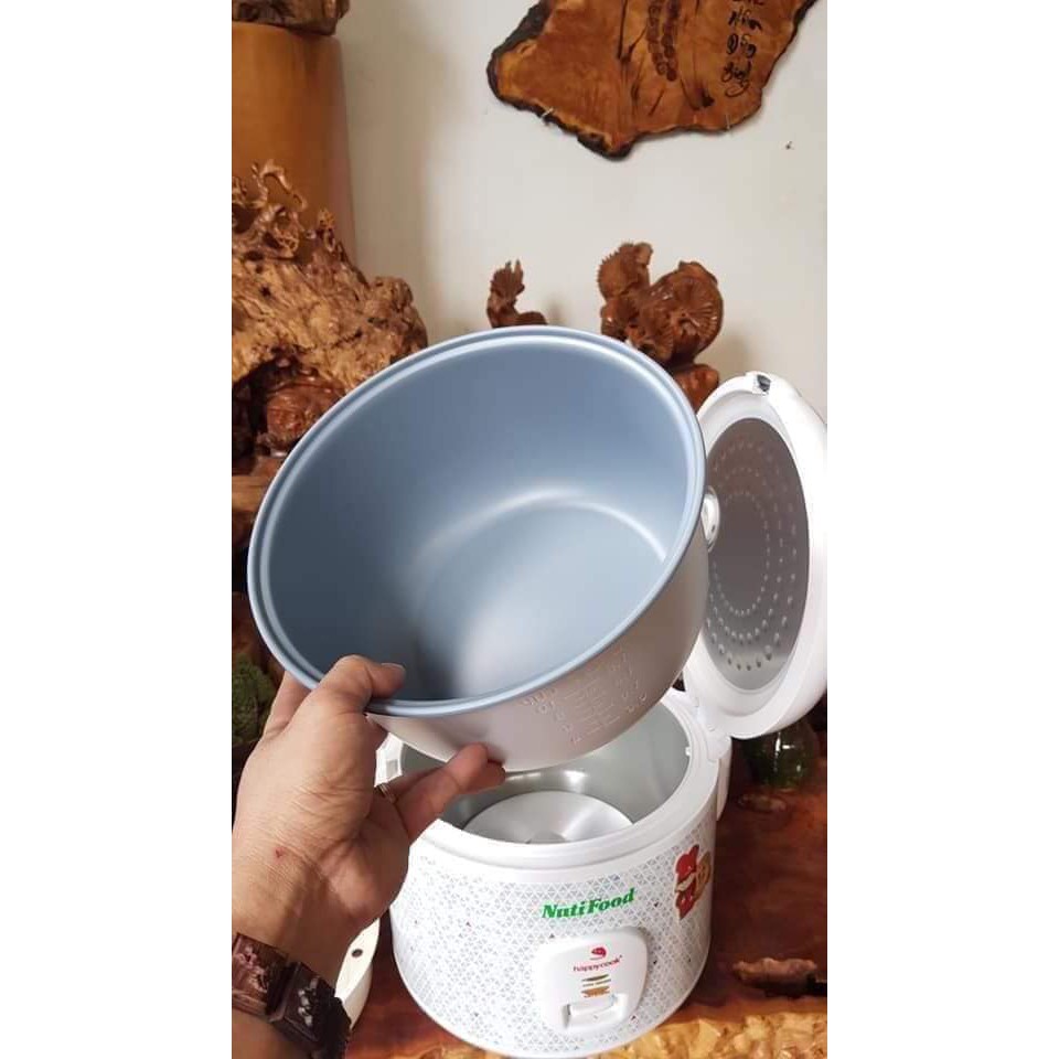 Nồi cơm điện 1,8 lít Happy Cook - Hàng khuyến mãi của nutifood | BigBuy360 - bigbuy360.vn