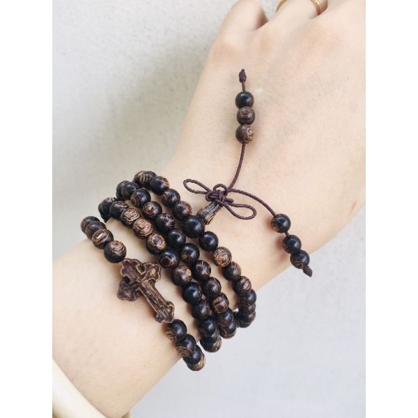 Chuỗi vòng trầm hương sánh chìm mix thánh giá trầm sánh