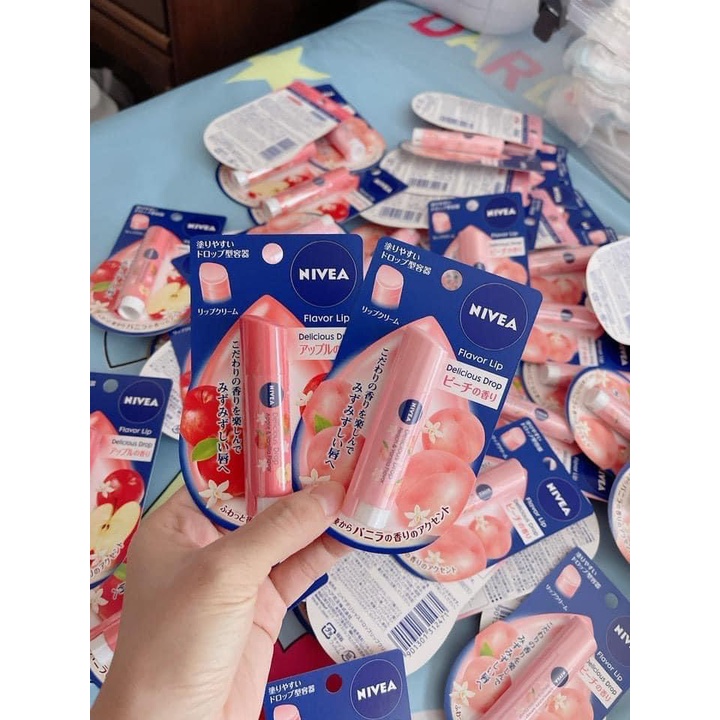 Son dưỡng môi Nivea hương đào 3.5g