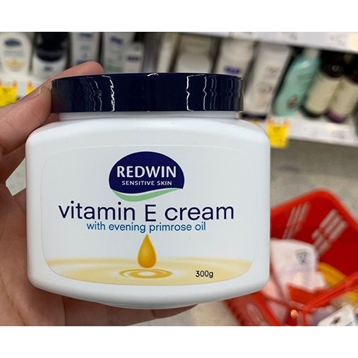 Kem Dưỡng Da Redwin Cream With Vitamin E Kết Hợp Tinh Dầu Hoa Anh Thảo 300g - Úc