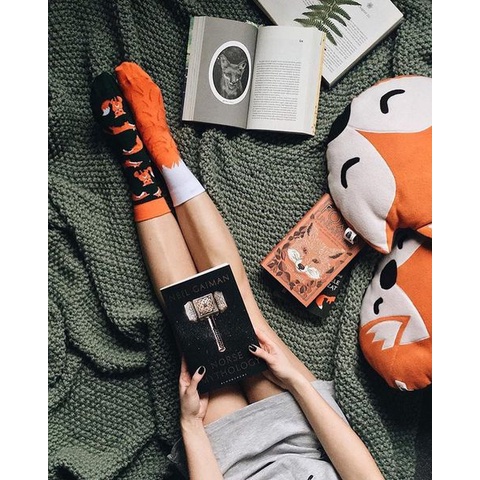 Tất(vớ) Nam Nữ họa tiết THE RED FOX chất liệu cotton mềm mại đi êm chân và thấm hút mồ hôi và dễ chịu PHÊ TẤT