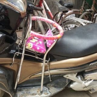 Ghế ngồi xe máy inox cho bé (xe Air Blake)