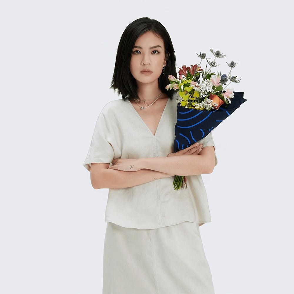 TheBlueTshirt - Áo Thun Nữ Vải Lanh Cổ Chữ V - Sea Foam Linen V-Neck Top