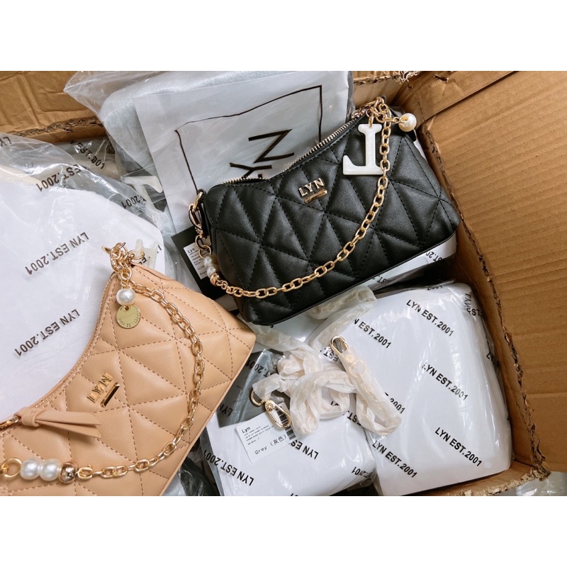 Túi lyn kẹp nách