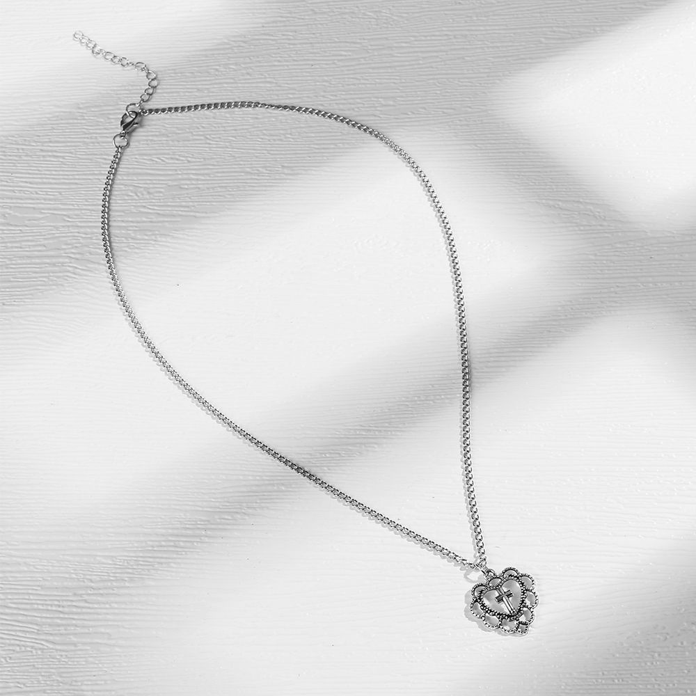 Vòng cổ mặt hình thánh giá phong cách gothic thời trang cho nữ