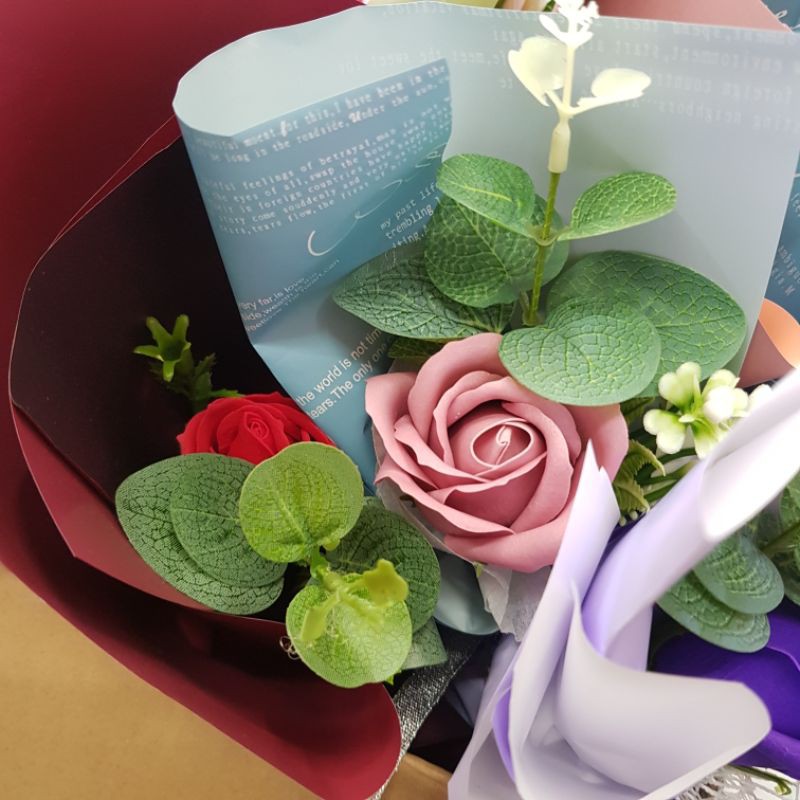 Bó hoa sáp thơm kèm lá táo sinh động QUÀ TĂNG Ý NGHĨA CHO NGƯỜI THƯƠNG