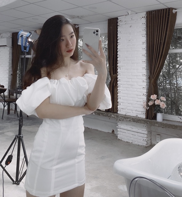 Đầm bèo vai Dreamy