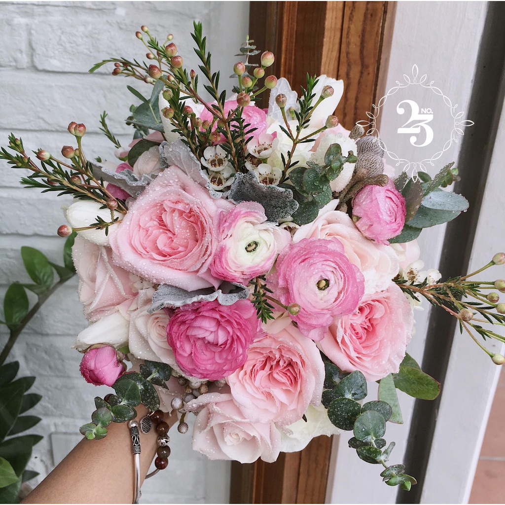 HOA TƯƠI TRANG TRÍ XE ĐÓN DÂU, HOA CẦM TAY CÔ DÂU