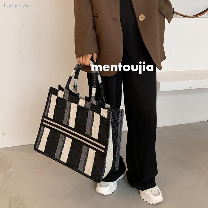 Túi Xách Nữ Kẻ Sọc Thời Trang 2020
