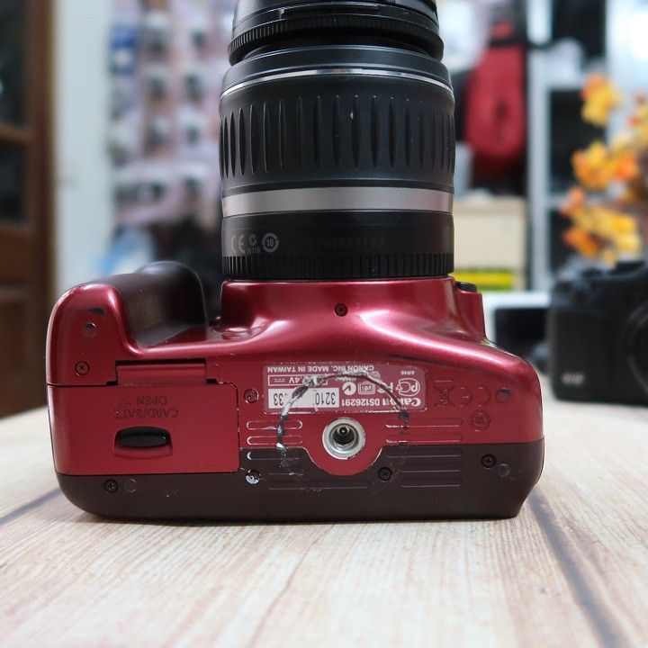 Máy ảnh Canon kiss X50 (1100D) kèm lens kit 18-55