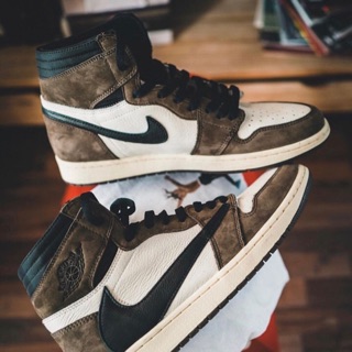 Giày Jordan1 Travis Scott