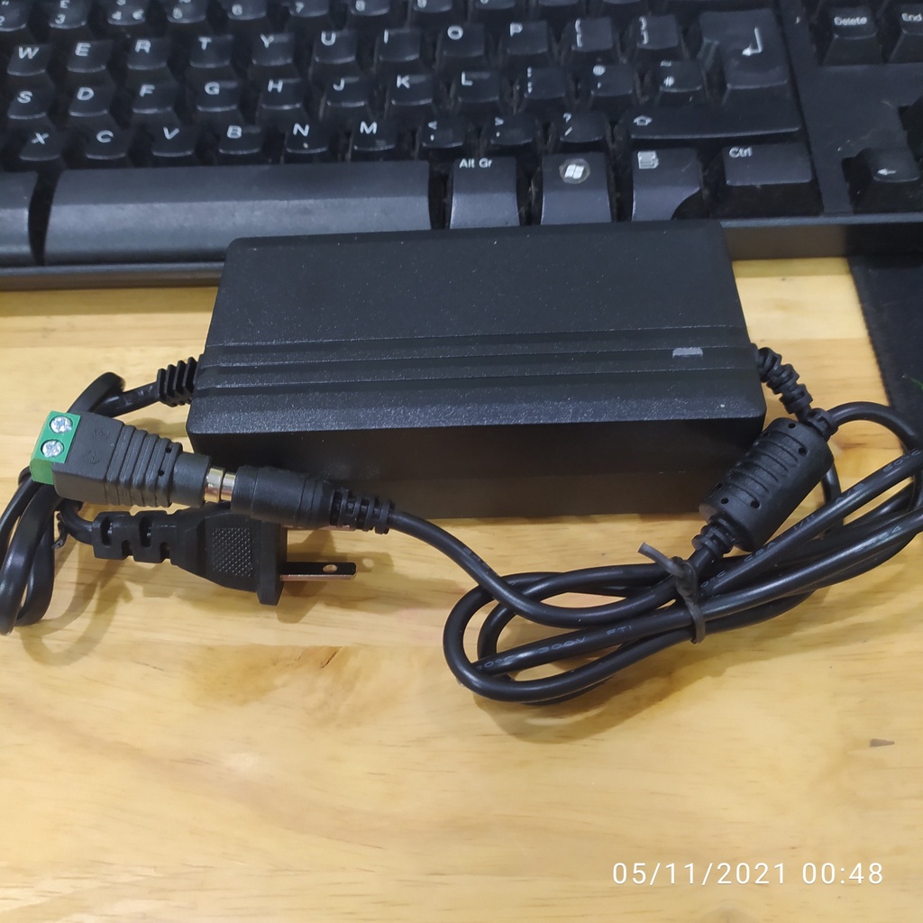 Adapter 12v-5a có đèn báo - kèm jack cái