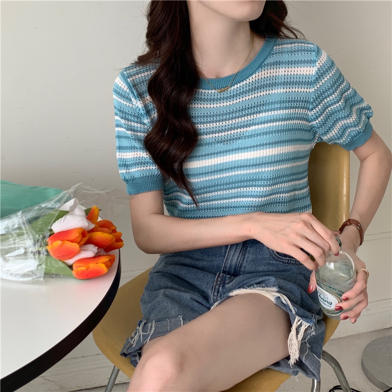 [Hana And Alice] Áo Thun Dệt Kim Tay Ngắn Họa Tiết Kẻ Sọc Màu Sắc Cầu Vồng Thiết Kế Đục Lỗ Thời Trang Cao Cấp