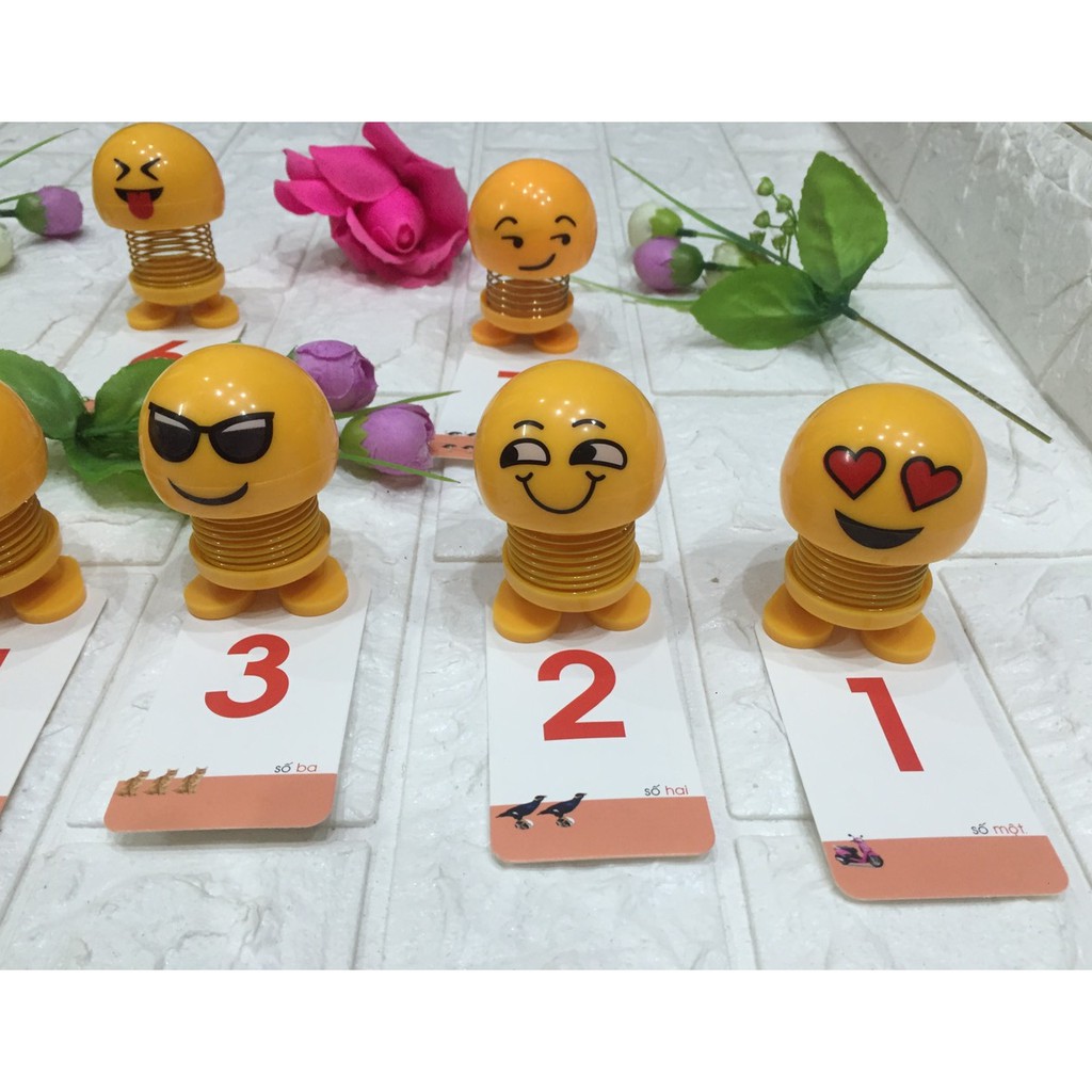 Thú nhún emoji con lắc lò xo biểu cảm gương mặt mẫu đẹp