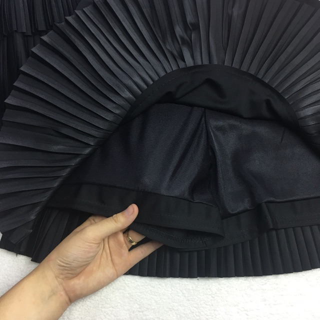 [HÀNG CÓ SẴN, CÓ CLIP] Chân váy dập ly 1,2 tầng | BigBuy360 - bigbuy360.vn