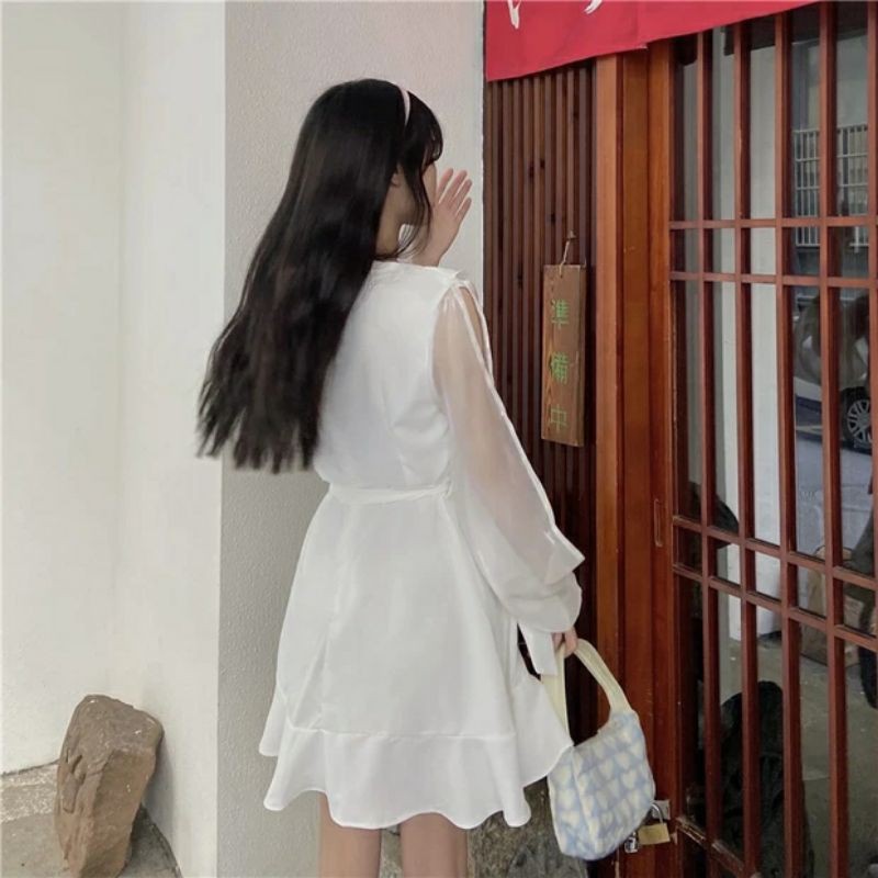 6:30PM Order Váy babydoll ulzzang cổ v phối tay vải voan mỏng xẻ tà