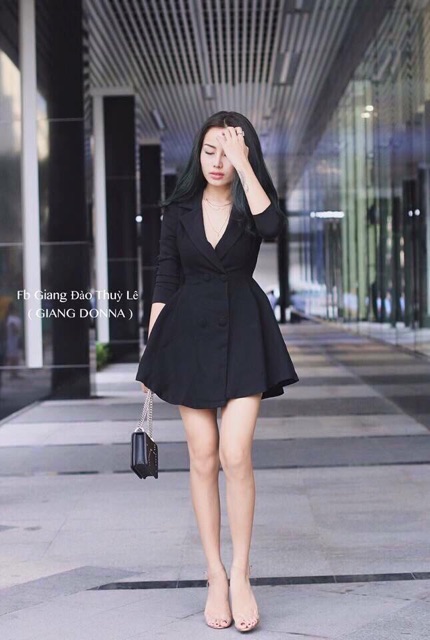 Váy xoè giả vest