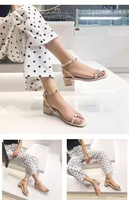 A27: sandal đinh gót vuông