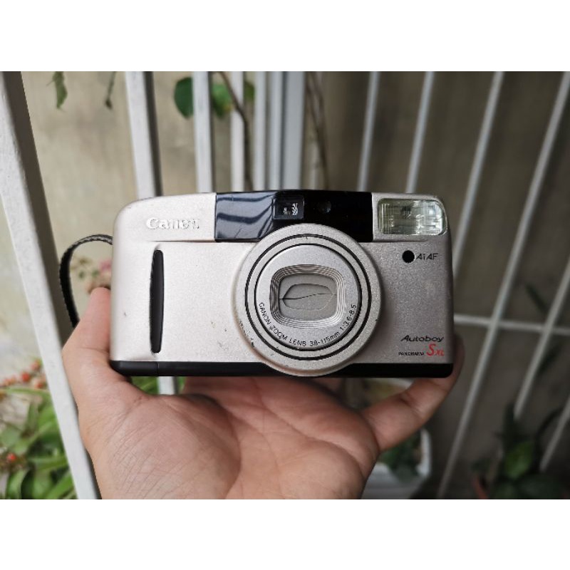 Máy ảnh chụp film 35mm PnS CANON Autoboy Panorama Sxl
