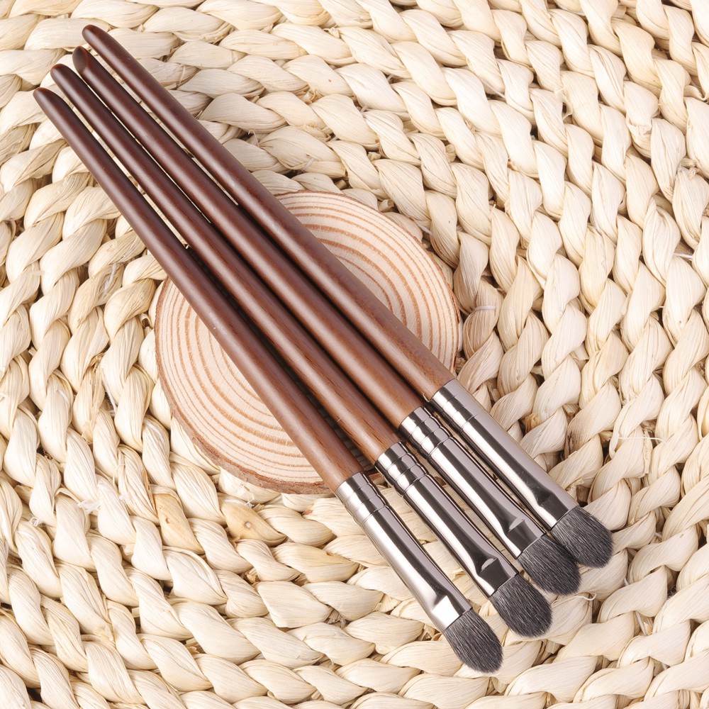 Set 4 cọ trang điểm lông dê XQ8111219