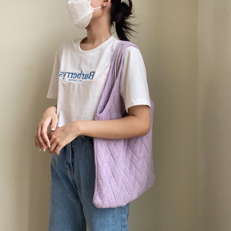 Áo thun thêu tay ngắn Berry London