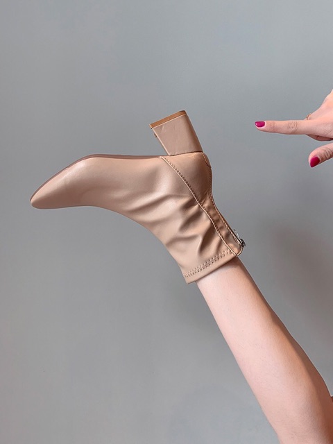 Bốt nữ cổ ngắn da trơn mềm ôm chân gót vuông cao 6cm có khoá kéo