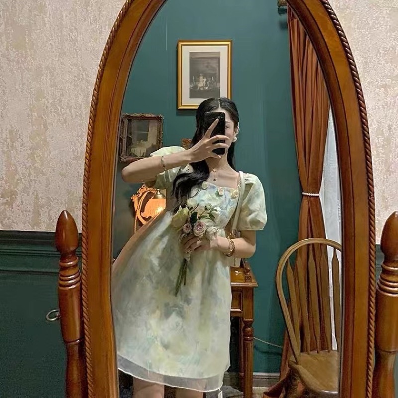 Váy ngắn tay phồng cổ vuông phối ren đầm ngắn váy bồng