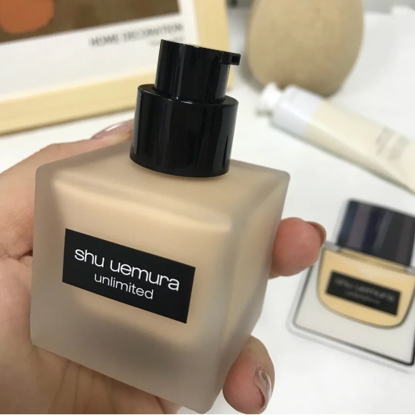 Kem nền trang điểm dạng lỏng trong suốt hình vuông 20 năm Shu Uemura's 584 # 574 #
 | BigBuy360 - bigbuy360.vn