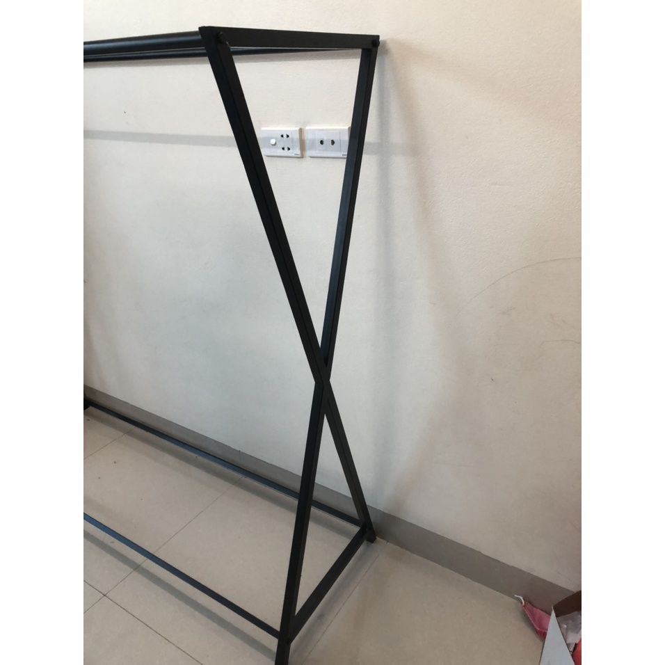 kệ chữ X-kệ chữ X màu đen-sơn tĩnh điện hạn chế gây trầy xước-kệ cao cấp