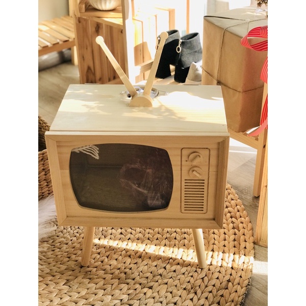 Hồ cá ti vi 💥 CAO CẤP 💥 Hồ cá màu gỗ tự nhiên khắc laser  theo yêu cầu