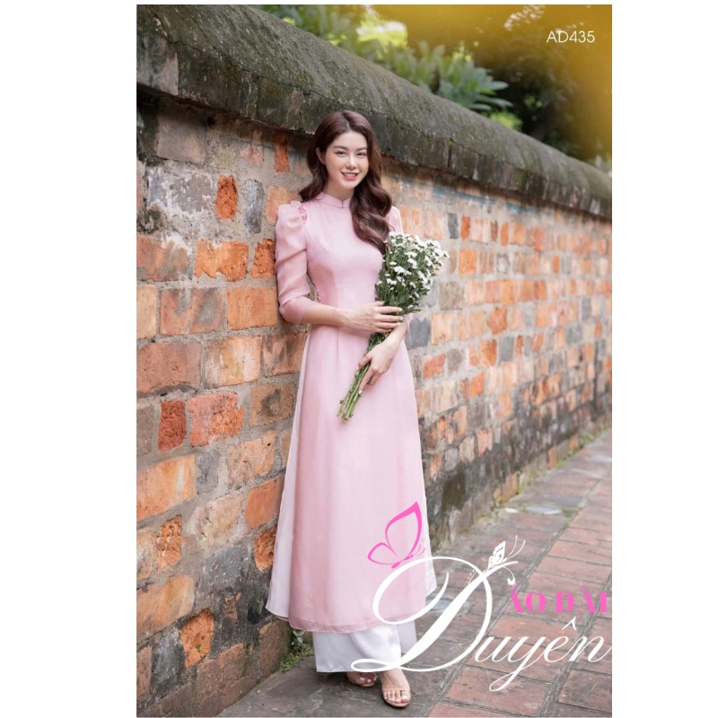 Áo dài cách tân 4 tà đính kết trai trên vai siêu đẹp phù hợp lễ tết