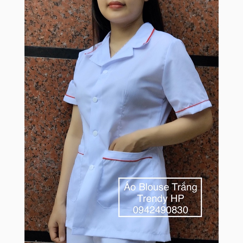 Bộ Áo blouse trắng cộc tay dáng ngắn viền đỏ cho điều dưỡng, y tá, dược sỹ, thảm mỹ viện, spa